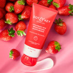 Buy Dot & Key Strawberry Dew Do-It-All Moisturizer with Niacinamide, Peptides & Hyaluronic Acid, Non-sticky, Brightens Skin, Intense Moisturization, Non-Comedogenic & Fragrance Free, Lightweight- 80 gm - Purplle