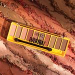 Buy RENEE Everyday Eyeshadow 02 Nude, Long Lasting & Non-Creasing, Easy-To-Blend, Highly Pigmented with Satiny Texture, Enriched with Vitamin C & Hyaluronic Acid , 10 gm - Purplle