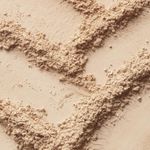 Buy RENEE Everyday Compact 05 Rye, Matte Finish, High Coverage, Ultralight & Silky Smooth Finish, Enriched with Vitamin C, H yaluronic acid & SPF 30, 8 gm - Purplle