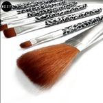 Buy MeSkin 7 pc Makeup Brushes, Portable Travel, Brush set, Makeup Tools - Various Prints - colour may vary - Purplle