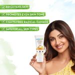 Buy Mamaearth Vitamin C Cleanse & Sun-Protect Combo: Vitamin C Face Wash (100 ml) + Vitamin C Daily Glow Sunscreen (50 gm) - Purplle