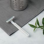 Buy Meskin Reusable Body Razor Pack of 5 White - Purplle