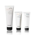 Buy Minimalist Daily AM Combo (SPF 50 Sunscreen + 10% Vitamin B5 Oil Free Moisturizer + Salicylic acid & LHA 2% Body Wash) - Combo of 3 - Purplle