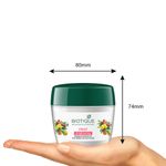 Buy Biotique Fruit Brightening Depi gmentation & Tan Removal Face Pack 235 gm - Purplle