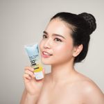 Buy Skin Fx Sun Tease Matte Sunscreen SPF 50 PA +++, Sunblock Sunscreen for Normal to Dry, Combination to Oily Skin, Sensitive Skin Sunscreen for Men & Women, 50 gm - Purplle