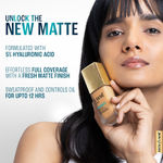 Buy Lakme 9to5 Hya Matte Foundation + Hyaluronic Acid, 5X Hydration, SPF 40, Upto 12 Hrs Matte Finish, Neutral Nude - 25 ml - Purplle