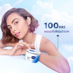 Buy Vaseline Cloud Soft Light Moisturiser | 100 Hours Non-Sticky Hydration | Ceramides & Hyaluron | For All Skin Types 100 ml - Purplle