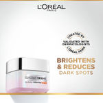 Buy L'Oreal Paris Glycolic Bright Day Cream with SPF 30, 50 ml |Skin Brightening & Visibly Minimizes Spots For Even Glowing Skin - Purplle