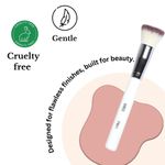 Buy Makeup By Siti Professional Foundation Makeup Blender Brush (25 gm) - Purplle