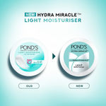 Buy Ponds Light Moisturiser Non-Oily Fresh Feel With Vitamin E + Glycerine | 200 ml - Purplle
