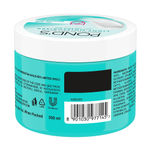 Buy Ponds Light Moisturiser Non-Oily Fresh Feel With Vitamin E + Glycerine 300 ml - Purplle