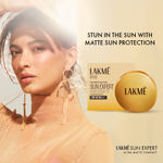 Buy Lakme Sun Expert Ultra Matte SPF 40 PA+++ Compact|| 7 gm - Purplle