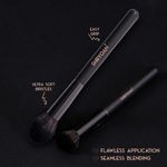 Buy Shryoan Powder Brush| Perfect for Loose and Pressed Powders, Blush, Bronzer and Contour 18gm - Purplle