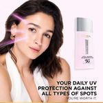 Buy L’Oreal Paris Glycolic-Bright UV Fluid SPF 50+ PA++++ | Anti-dark Spot Fluid Sunscreen with Glycolic Acid + Niacinamide | Brighter Skin | 50 ml - Purplle