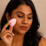 Buy DeBelle Makeup Blender Sponge for Flawless Blending – Soft, Latex-Free Beauty Sponge for Foundation, Concealer & Creams – Reusable & Easy to Clean Makeup Applicator (Pink) 1 pc - Purplle