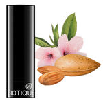 Buy Biotique Bio Kaajal Supreme Black Nourishing & Conditioning With Almond Oil (3 g) - Purplle