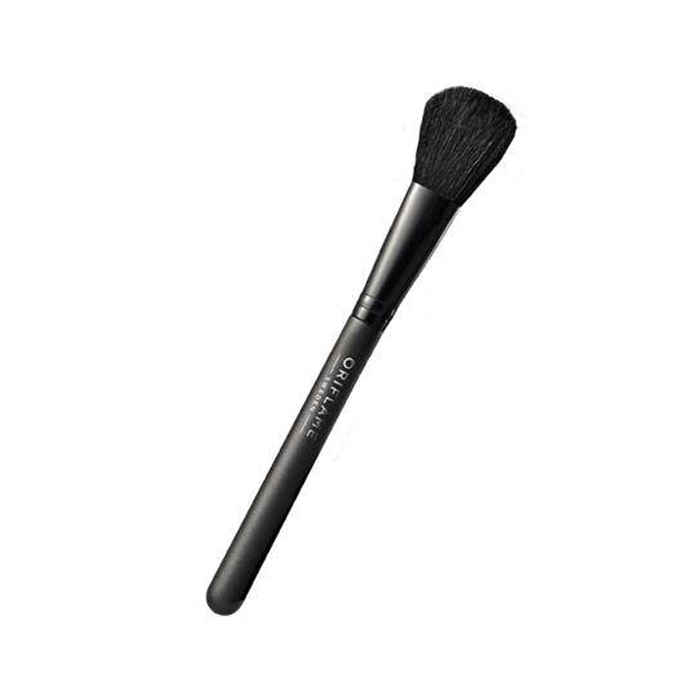 Buy Oriflame Blush Brush  - Purplle