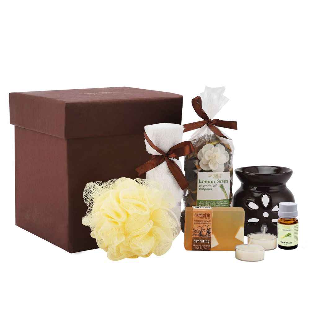 Buy BodyHerbals Ancient Ayurveda Honey & Almond Soap Spa Set (900 g) - Purplle