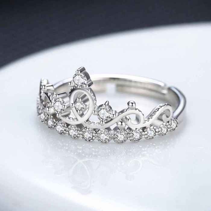Buy Ferosh Ayzaria Silver Ring - Purplle