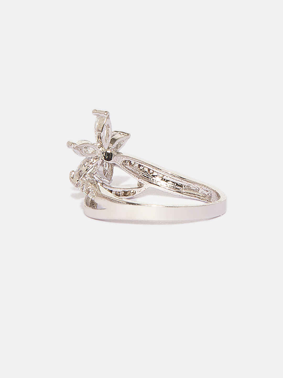 Buy Ferosh Rosalind Flower Ring - Purplle