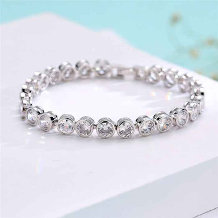 Buy Sukkhi Marvellous Adjustable Crystal Rhodium Plated Bracelet For Women - BC80982 - Purplle