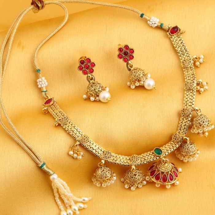 Buy Sukkhi Traditional Jewellery Reversible Gold Plated Zhumar Necklace Set For Women - N71916GLDPGA092017 - Purplle