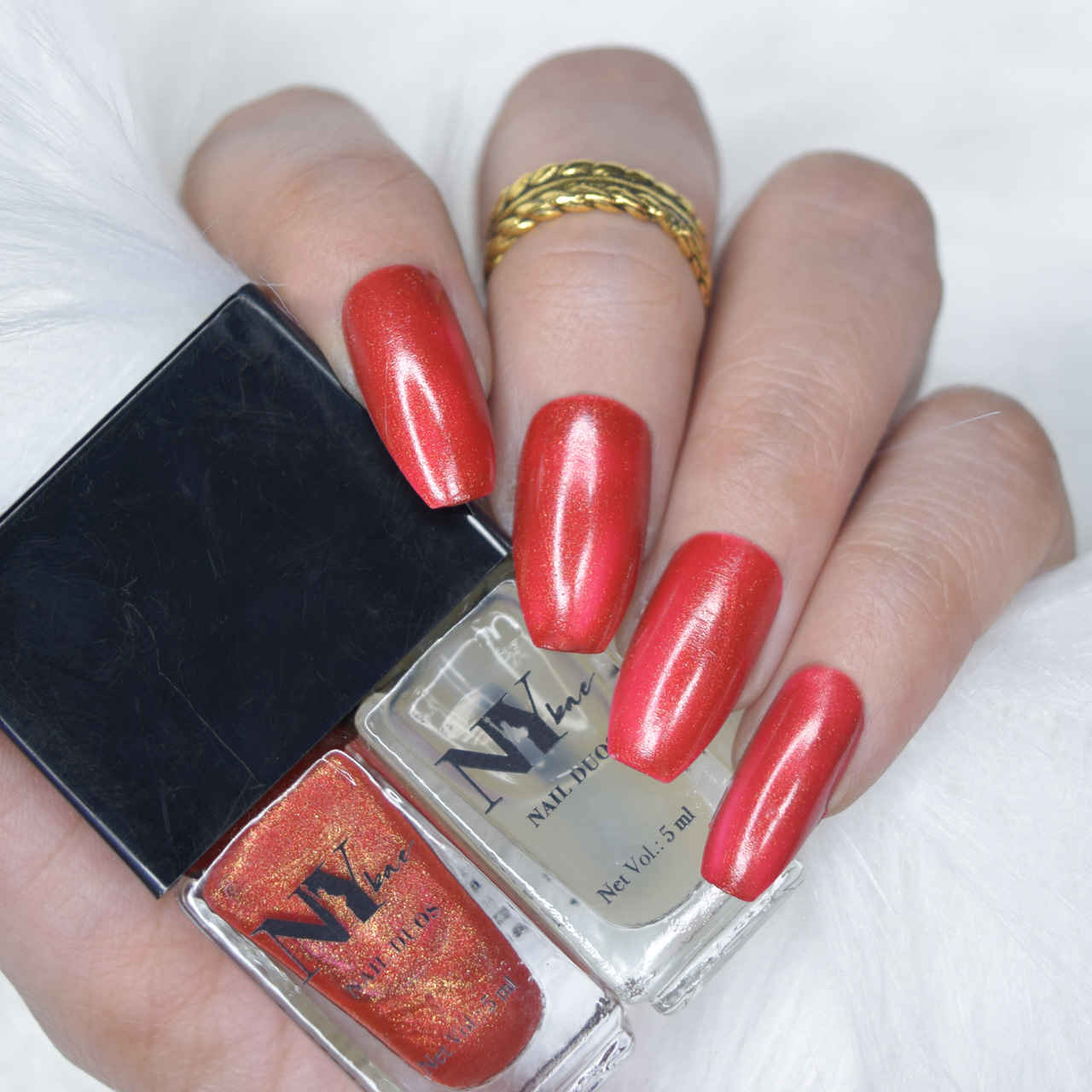 Buy NY Bae Nail Paint Duos, Red Creme Polish with Mattifying Top Coat - Waffle Date (5 ml + 5 ml) - Purplle