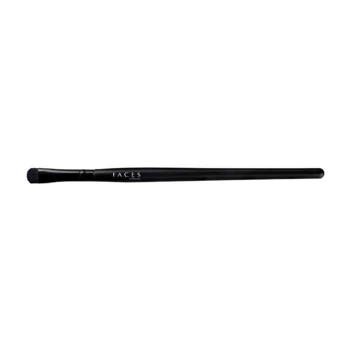 Buy FACES CANADA Eye Shadow Brush | Easy Swipe | Precise Definition | Smooth Application | Flawless Finish | Impeccable Grip | Supremely Soft And Luxurious Synthetic Bristles - Purplle