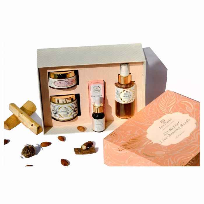 Buy Just Herbs Ayurvedic Glow Boosting Bundle (Set of 4) - Purplle