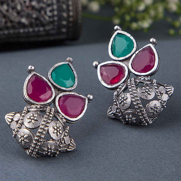 Buy Queen Be Oxidised Trinity Red & Green Color Stone Tops - Purplle