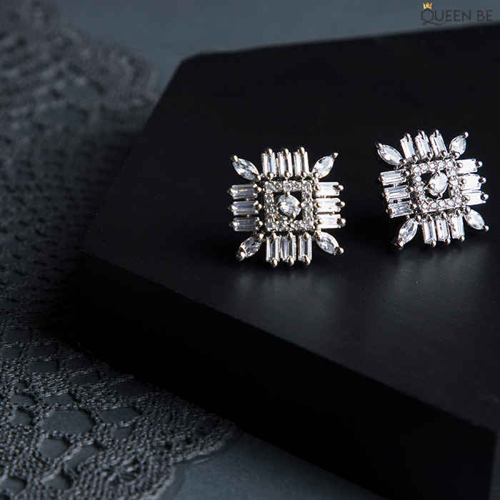 Buy Queen Be Square Flair White Earrings - Purplle
