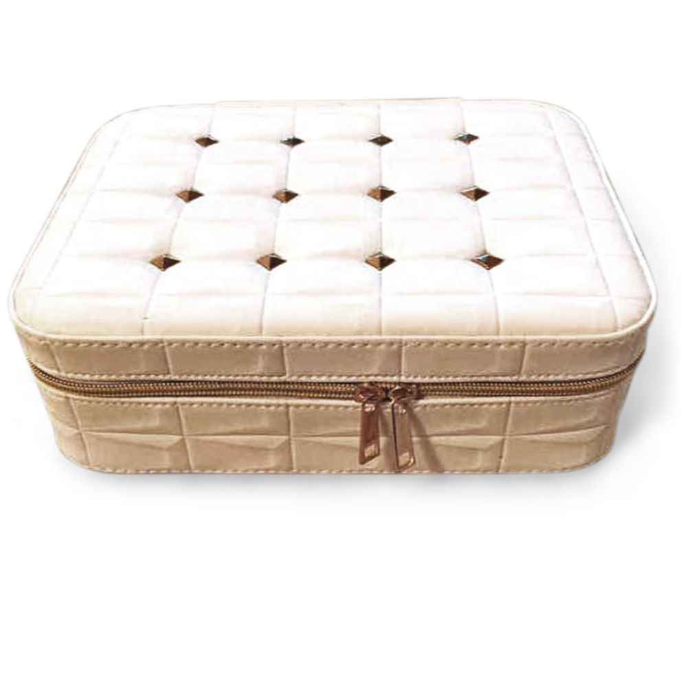Buy L'Oreal Paris White Trousseau Box 1 Pc - Purplle