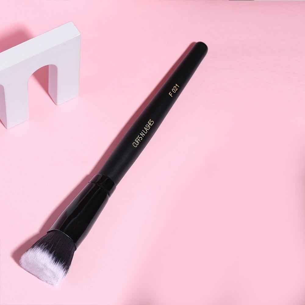 Buy Cuffs N Lashes Makeup Brushes, F021 - Flat Top Kabuki Brush - 1 pc - Purplle