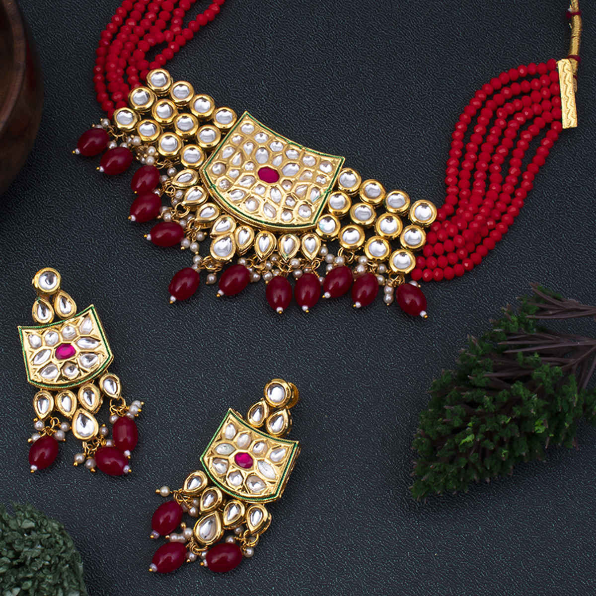 Buy Sukkhi Bollywood Inspired Gold Plated Kundan Choker Necklace Set For Women - Purplle