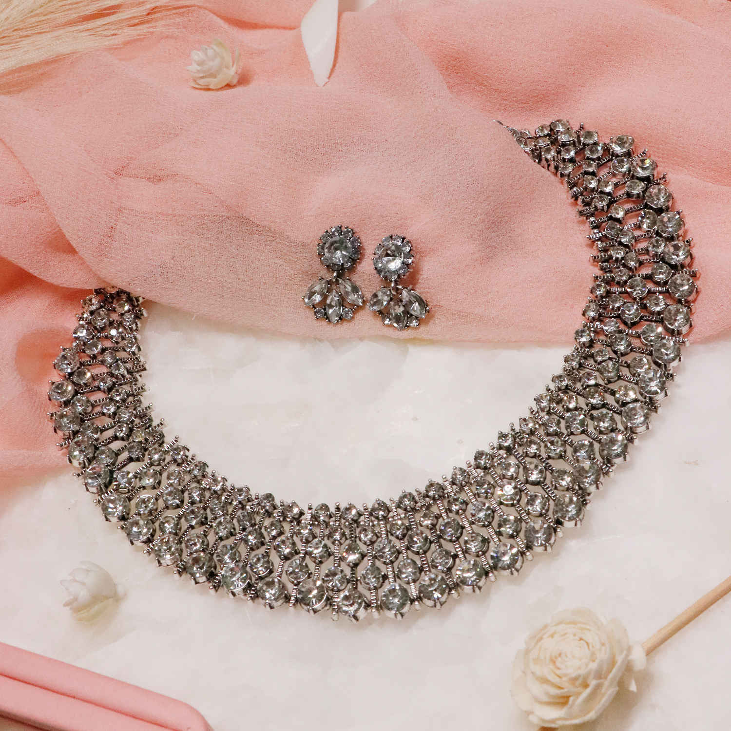 Buy Ishhaara DIAMOND CHOKER NECKLACE - SILVER - Purplle