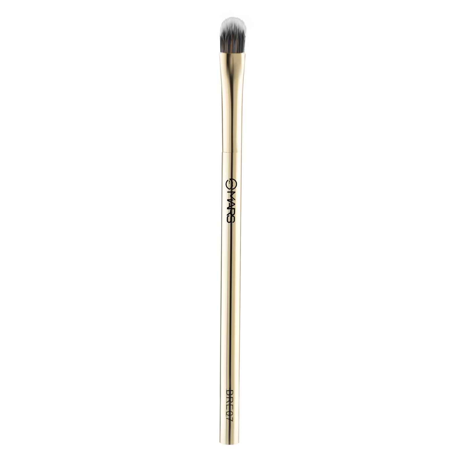 Buy MARS Artist's Arsenal Professional Flat Crease Brush For Eye makeup | Feather Soft Bristles | Multi-Purpose For Eyes | Precise Synthetic Bristles | Luxe Design Brush (Golden) 1 Pc - Purplle