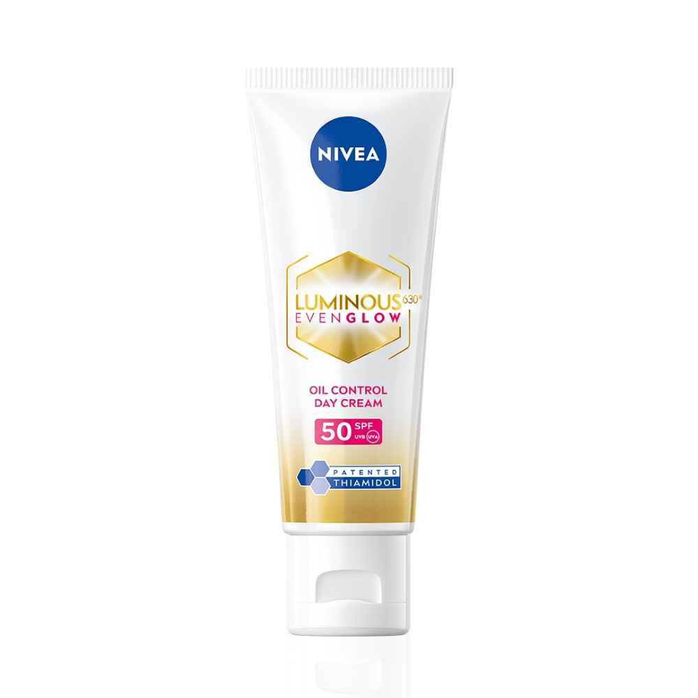 Buy NIVEA Luminous Even Glow Oil Control Day Cream SPF50 40 ml - Purplle