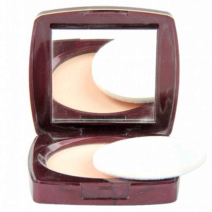 Buy Lakme Radiant Compact Natural Pearl (9 g) - Purplle
