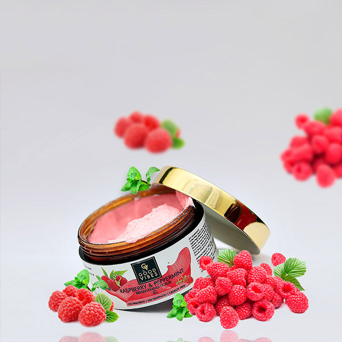Buy Good Vibes Brightening Face Scrub - Raspberry & Peppermint (50 gm) - Purplle