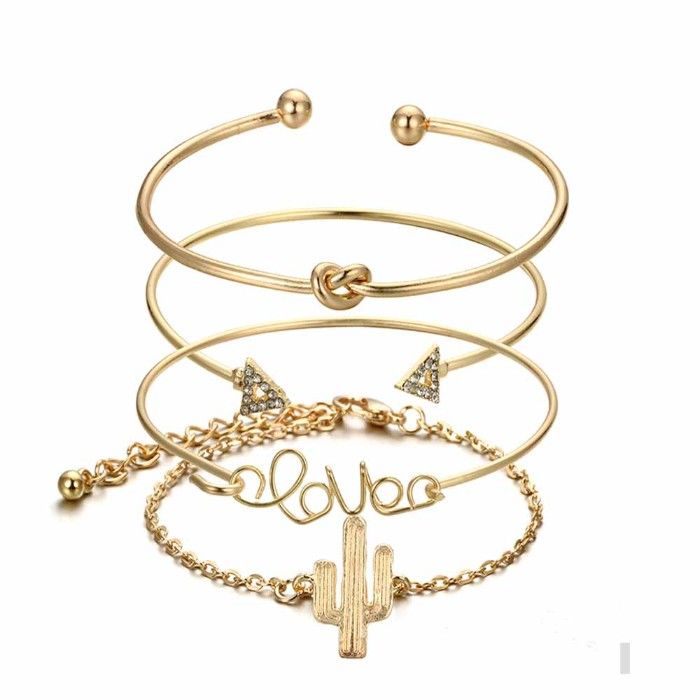 Buy Ferosh Chloe Set of Bracelets - Purplle