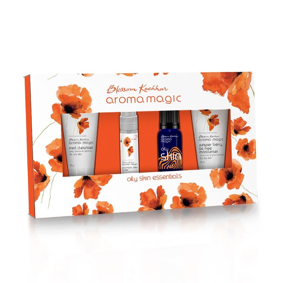 Buy Aroma Magic Oily Skin Essentials Kit (Small) - Purplle