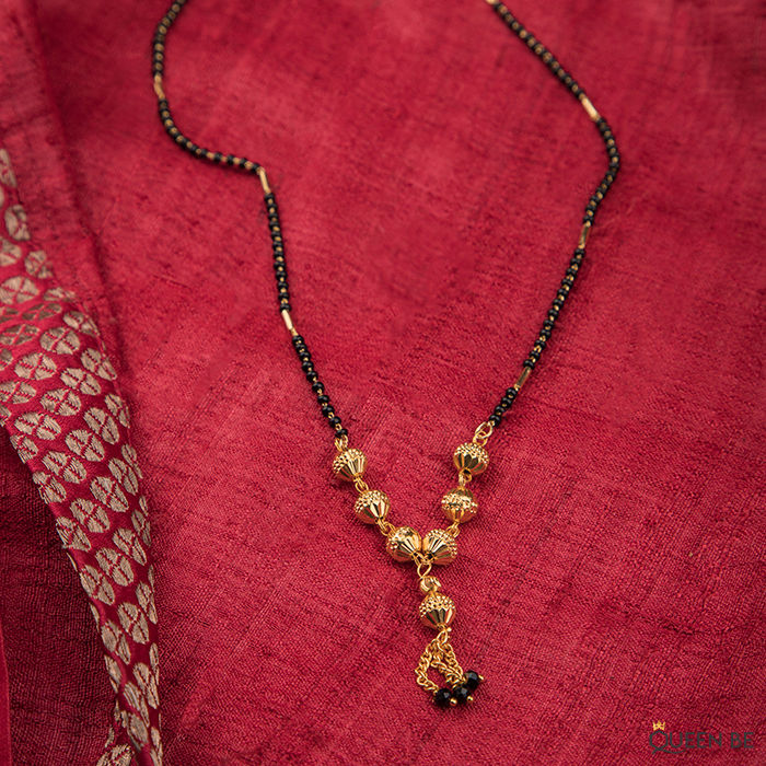 Buy Queen Be Ball Tassle Mangalsutra - MH19002 - Purplle