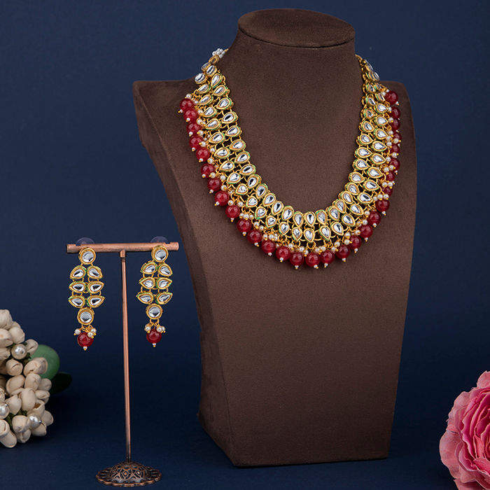 Buy Queen Be Kundan Leafy Necklace Set - Purplle