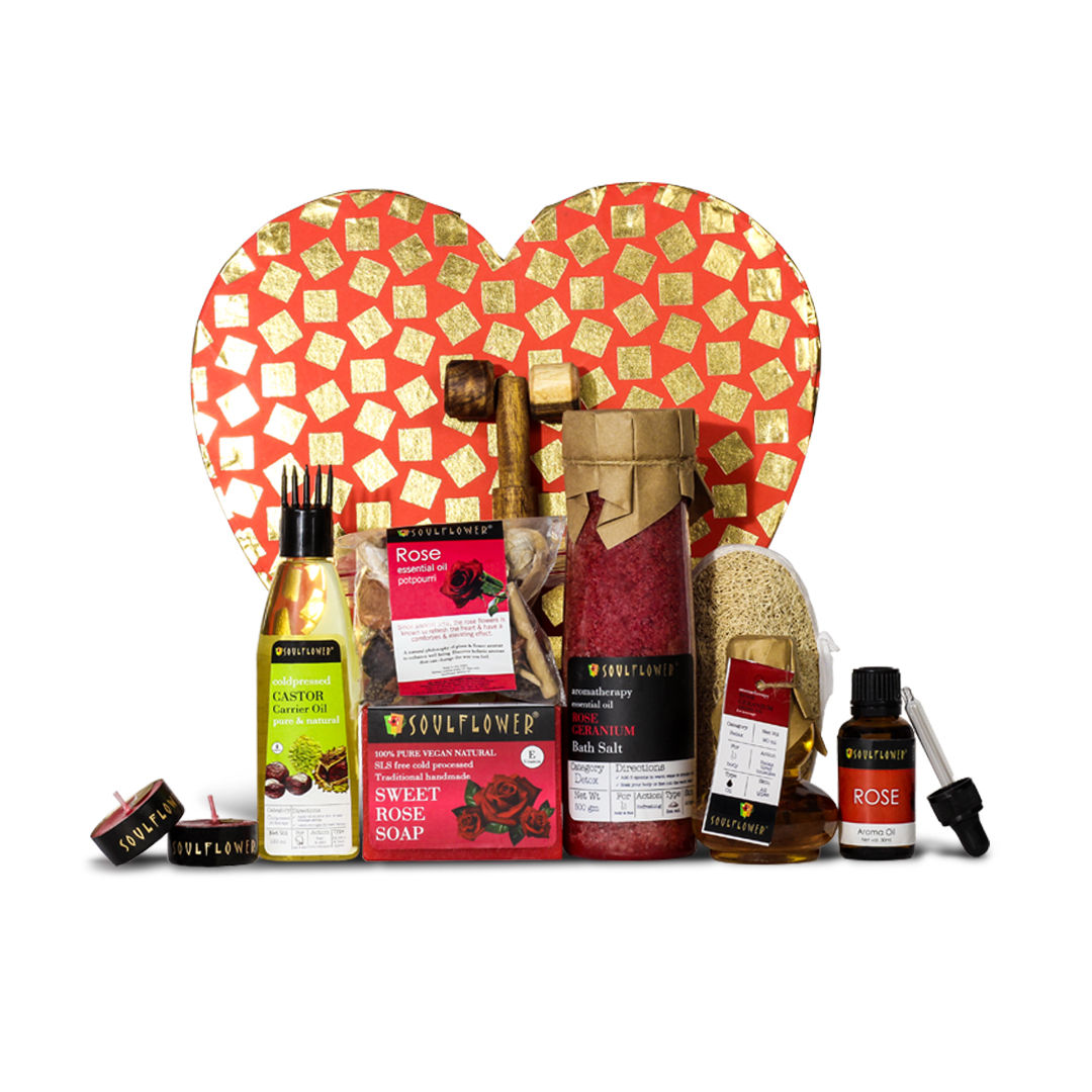Buy Soulflower Heart Bath Festive Gift Set with Rose  ( Hair , Skin Care & Aromatherapy Kit ) - Purplle
