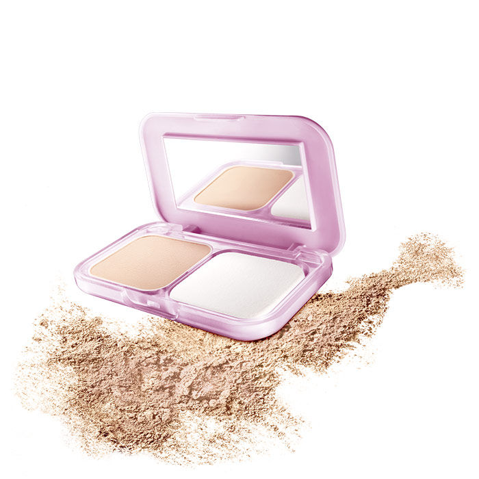Buy Maybelline New York Clear Glow All In One Fairness Compact Powder SPF 32 PA+++ Light 1 (9 g) - Purplle