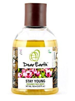 Buy Dear Earth Stay Young Radiance Face Wash (150 ml) - Purplle