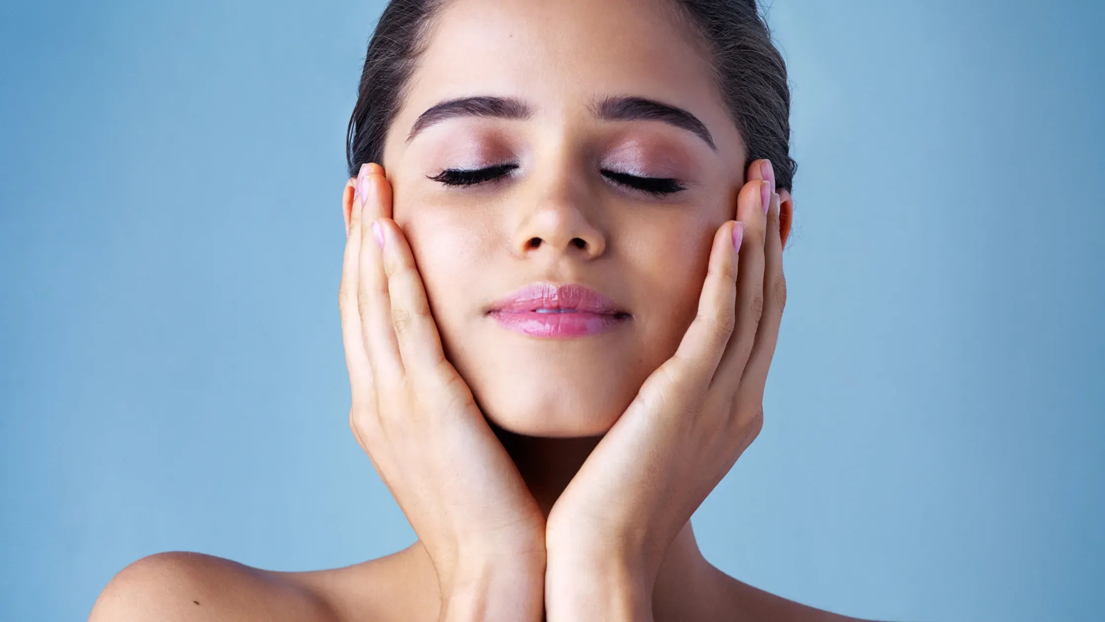 Buy Cosmetic Products & Beauty Products Online In India