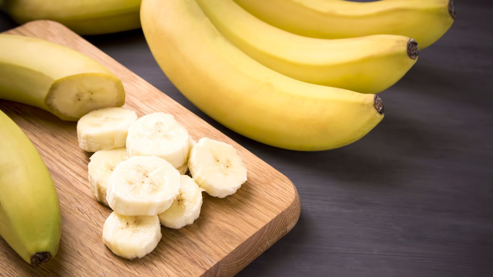 Incredible Skin Benefits of Bananas