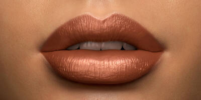 lip gloss colors for tan skin