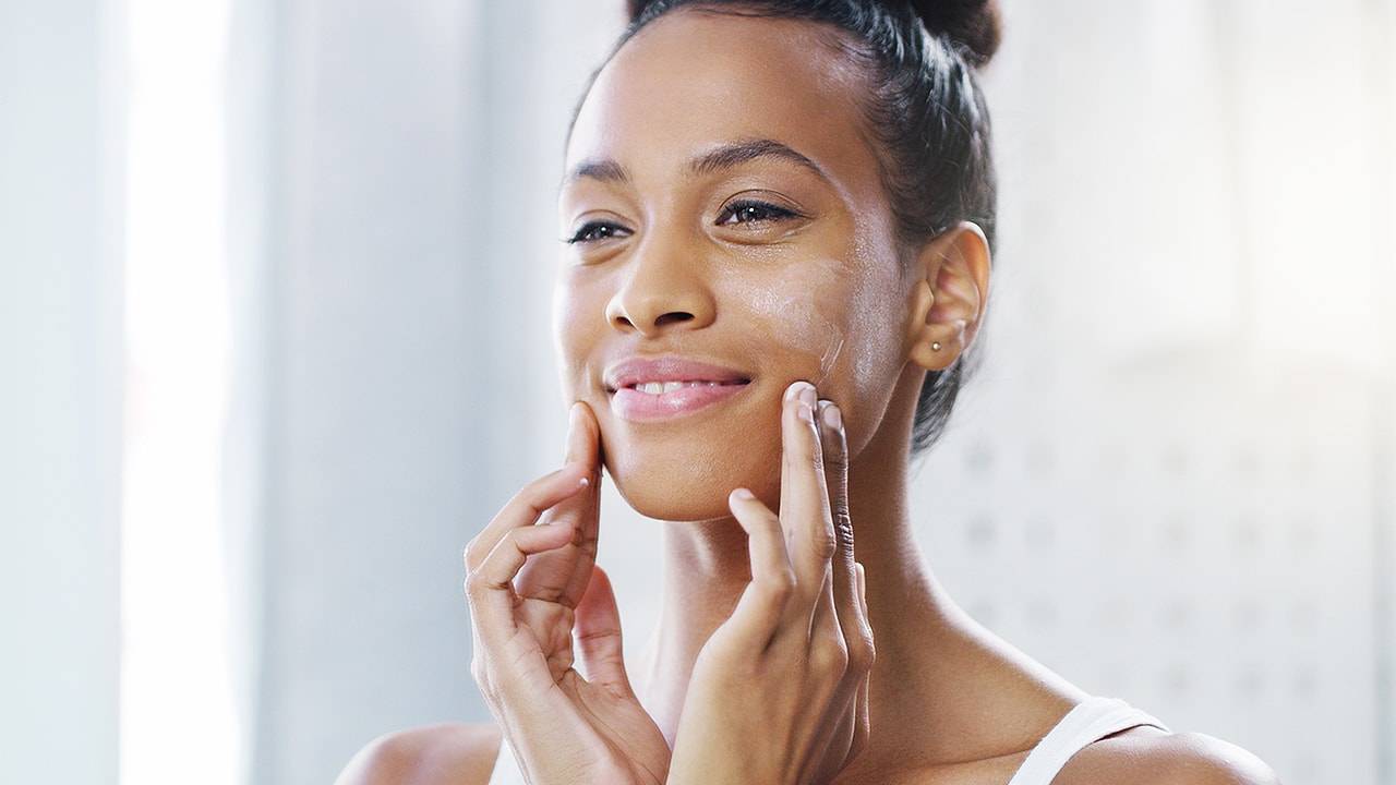 Dewy Makeup- The hottest Spring Summer Trend of 2021 - 1 | Hair | Purplle